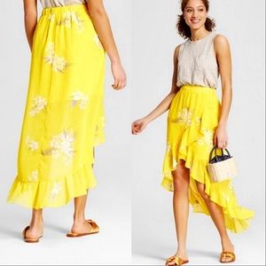 A New Day yellow and white floral ruffled hi-low maxi skirt size medium …